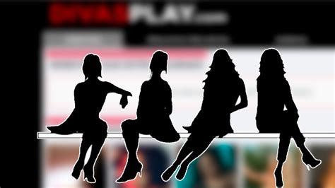 modelos argentinas desnudas|Divas Play: las 4 argentinas que la rompen en el sitio para adultos